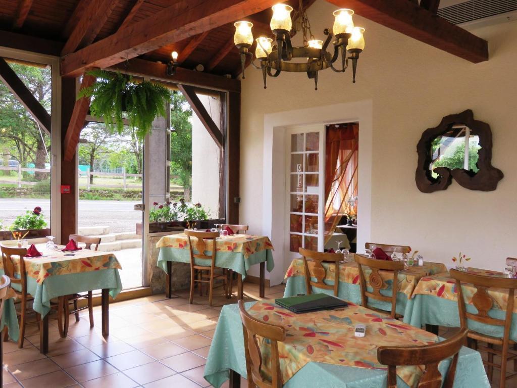 Le Relais Du Pont De Rhodes Hotel Frayssinet Екстериор снимка